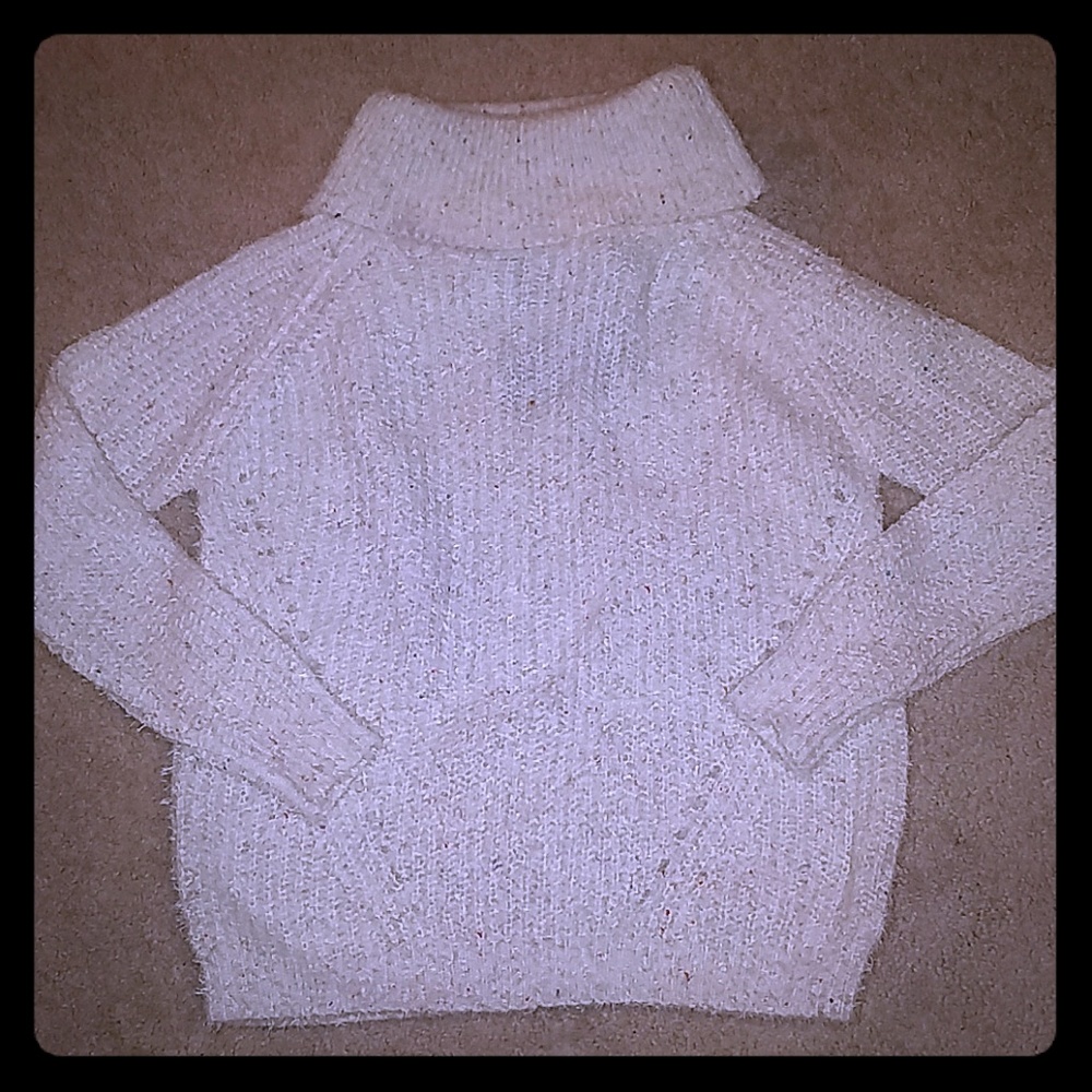 NWT Madison Lilly Cowl Neck Pullover Sweater